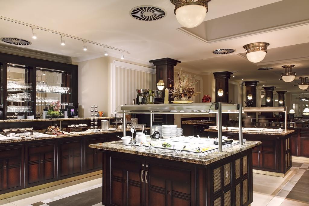 Luxury Spa Hotel Olympic Palace Karlovy Vary Exterior photo A buffet at a hotel