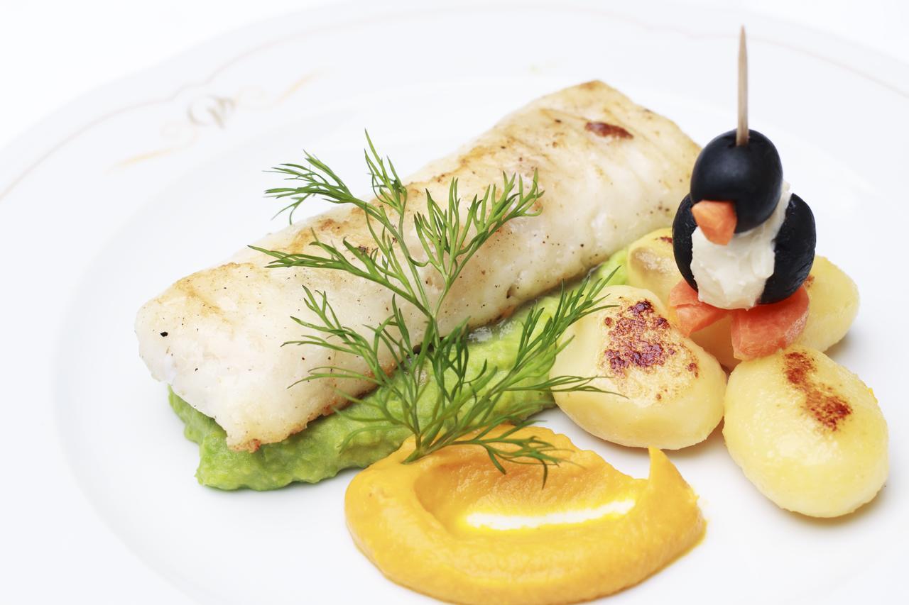 Luxury Spa Hotel Olympic Palace Karlovy Vary Exterior photo A prepared dish of halibut