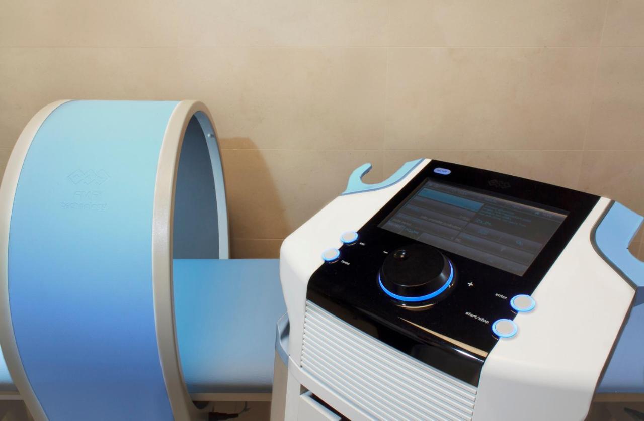 Luxury Spa Hotel Olympic Palace Karlovy Vary Exterior photo A modern digital dental panoramic radiograph machine