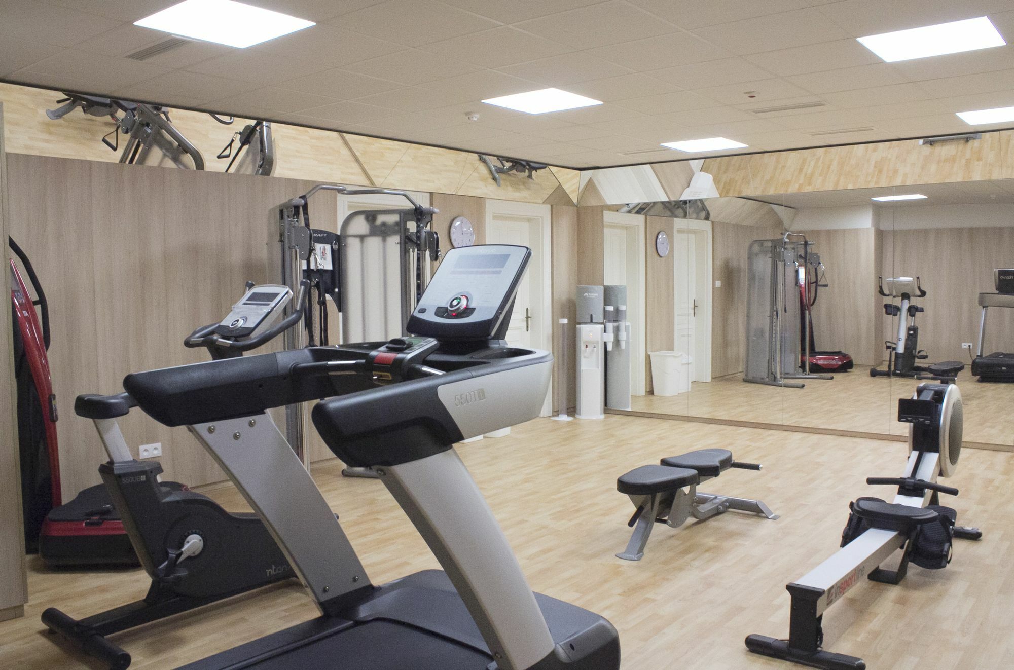 Luxury Spa Hotel Olympic Palace Karlovy Vary Exterior photo A gym at the University of Westminster